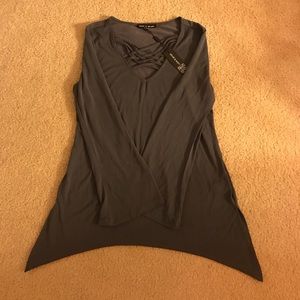 NWT cable & gauge soft and smooth top blouse women